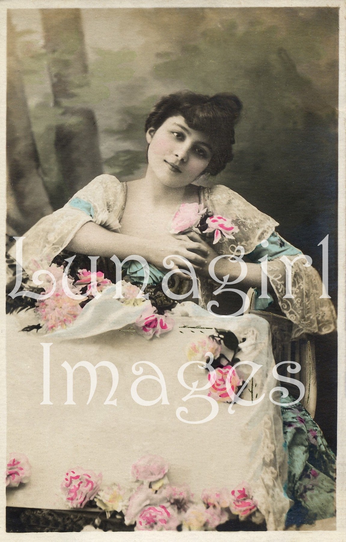 Photo Postcard Blank Labels: 100 Images - Lunagirl