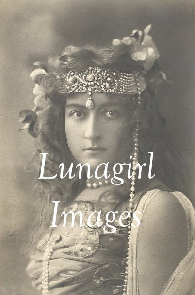 Victorian Edwardian Vintage Ladies Photos Volume #1: 1000 Images - Lunagirl