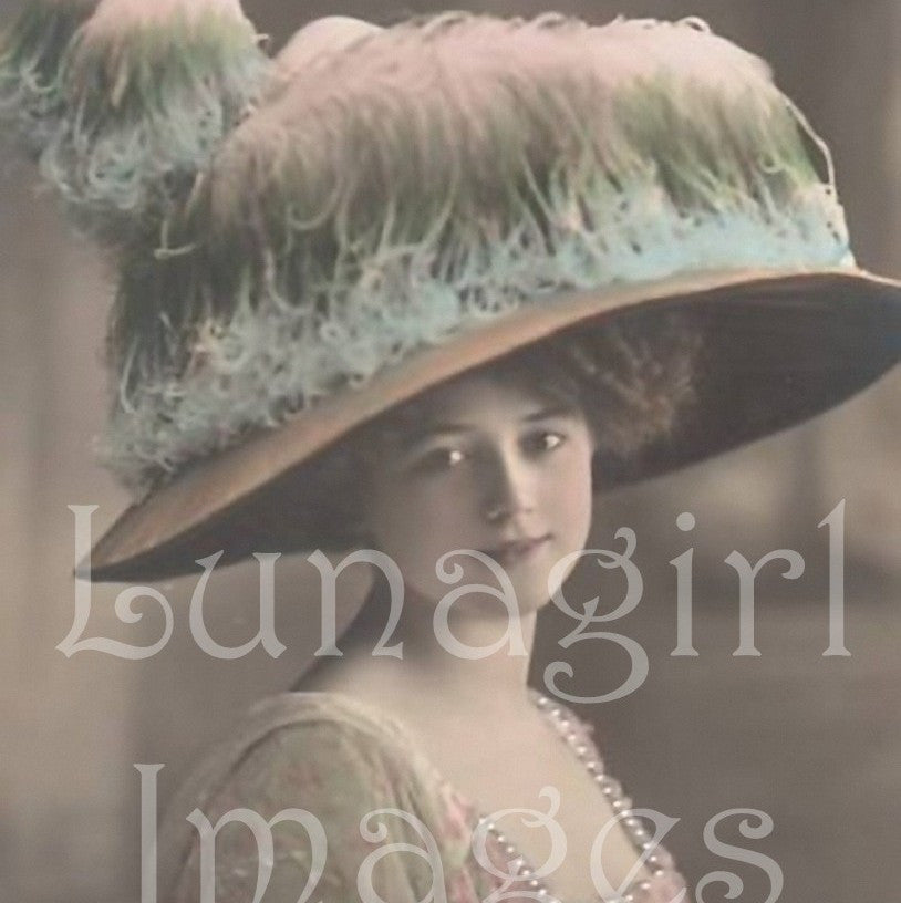 Victorian Edwardian Vintage Ladies Photos Volume #1: 1000 Images - Lunagirl