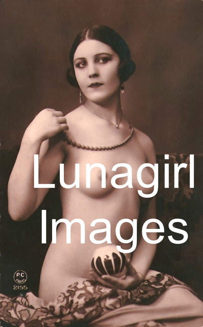 Vintage Nudes: French Postcards: 360 Images - Lunagirl