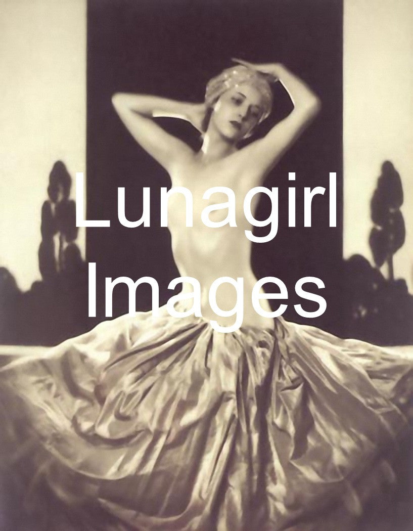 Vintage Nudes: French Postcards: 360 Images - Lunagirl